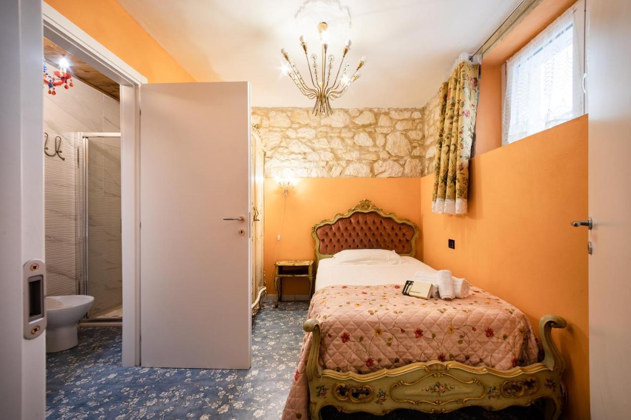 Le Stanze Di Villa Angelina - Pet Friendly Verona Exterior photo